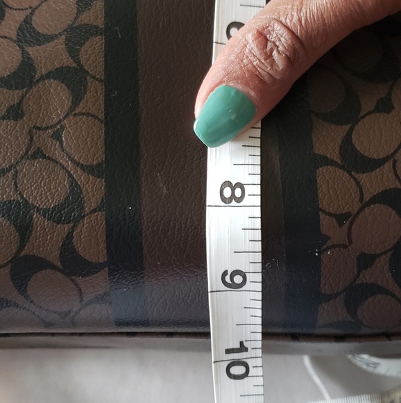 Coach Signature Boston Bag - Picture 7 of 8